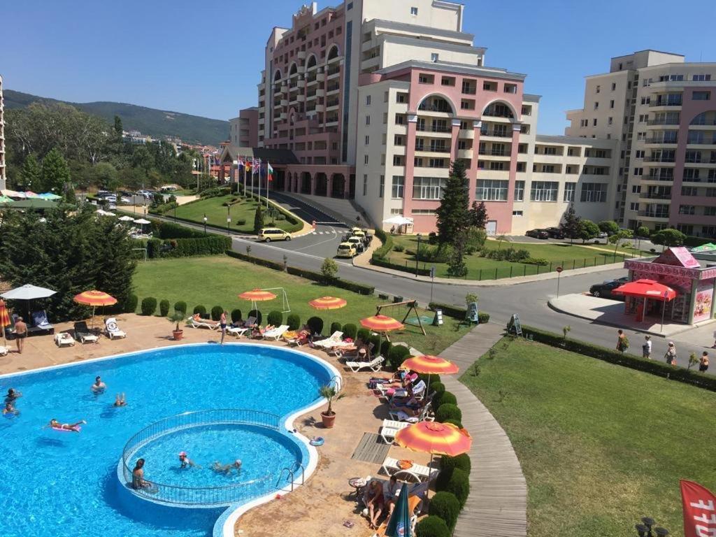 Apartment Sunny Beach Plaza 100 M Sea Kültér fotó