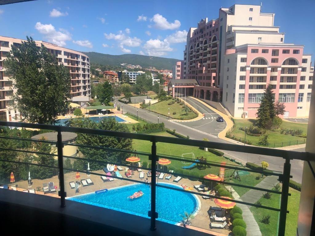 Apartment Sunny Beach Plaza 100 M Sea Kültér fotó