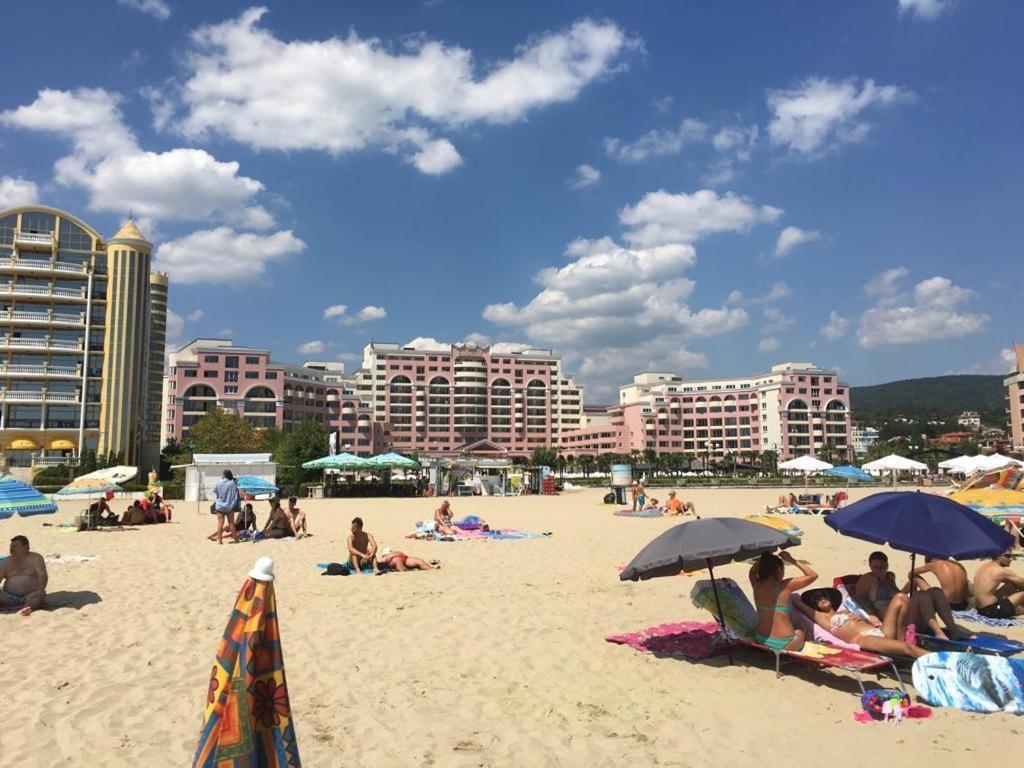 Apartment Sunny Beach Plaza 100 M Sea Kültér fotó